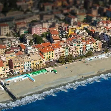 Apartment La Stenella Blu, Finestra Sul Mare Celle Ligure
